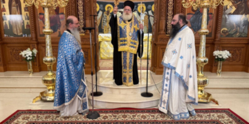 Οι Ακολουθίες των Μεγάλων Ωρών των Θεοφανείων, της Εσπερινής Θείας Λειτουργίας και του Μεγάλου Αγιασμού στον Ι. Καθεδρικό Ναό Αγίας Φωτεινής Ιεράπετρας