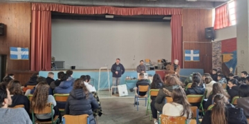 Γυμνάσιο Νεάπολης Λασιθίοu: Εκπαιδευτική δράση για τον κόσμο των μελισσών και την κλιματική αλλαγή