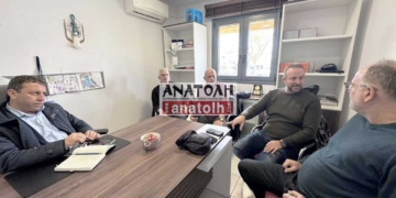 Οι ερασιτέχνες ψαράδες  ζητούν καλύτερες τιμές στη μαρίνα Αγίου Νικολάου