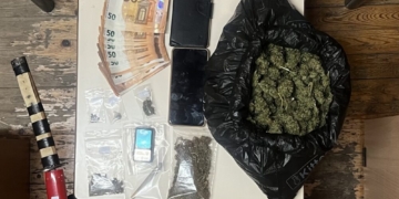 Οπλοστάσιο και ποσότητες κάνναβης σε οχήματα και σπίτια – Δύο συλλήψεις στο Ρέθυμνο