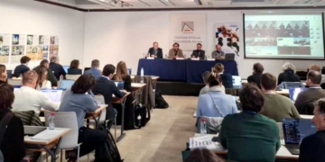Παγίδες για το λεοντόψαρο και ειδικό αλιευτικό εργαλείο για τον λαγοκέφαλο