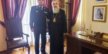 Συνάντηση σε πνεύμα συνεργασίας: Ο Αρχιπύραρχος Τσιλιμιγκάκης στον Αρχιεπίσκοπο Κρήτης