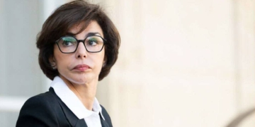 Γαλλία: Παραιτήθηκε η υπουργός Πολιτισμού Ρασιντά Ντατί – Θα διεκδικήσει τον δήμο του Παρισιού στις προσεχείς εκλογές
