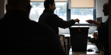 Πορτογαλία: Σαρωτική νίκη του σοσιαλιστή Αντόνιο Ζοζέ Σεγκούρο στις προεδρικές εκλογές
