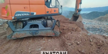 Αυτανάφλεξη πιθανή αιτία της φωτιάς στο ΧΥΤΑ – Άμεση επέμβαση του Δήμου Αγίου Νικολάου