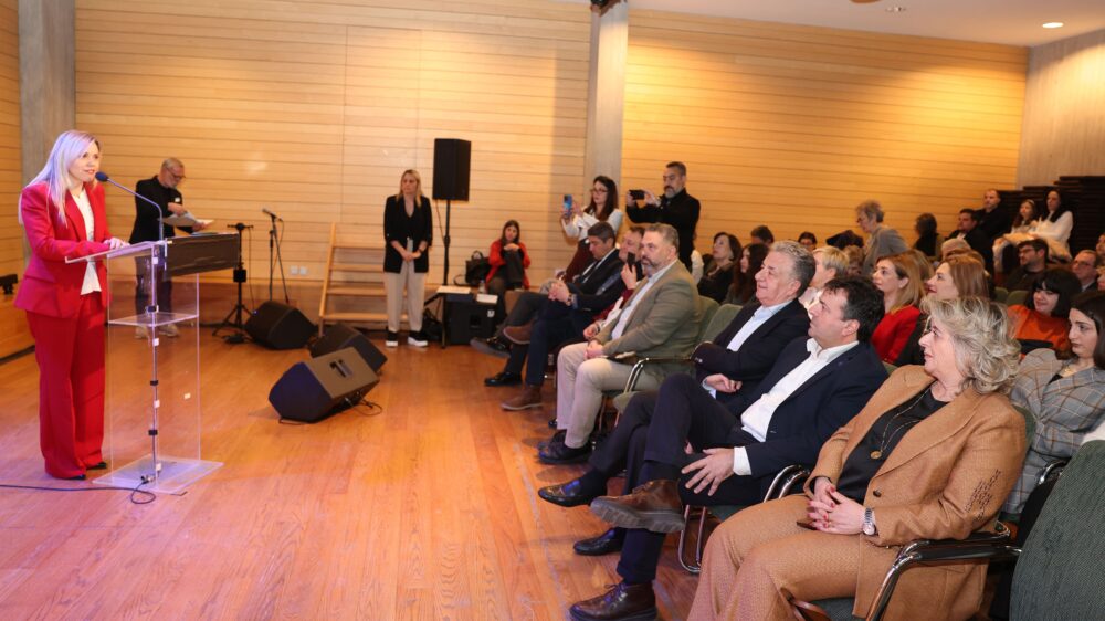 Υπογραφή της Αναθεωρημένης Ευρωπαϊκής Χάρτας για την Ισότητα των Φύλων στις Τοπικές Κοινωνίες