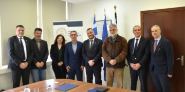 Υπογραφή μνημονίου συνεργασίας μεταξύ Ελληνικού Μεσογειακού Πανεπιστημίου και CrediaBank
