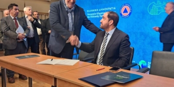 Ο Δήμαρχος Σητείας στην τελετή υπογραφής του Μνημονίου Συνεργασίας του Ελληνικού Δικτύου Ανθεκτικών Πόλεων