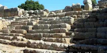 Το «Διάζωμα» για το θέατρο της αρχαίας Λατούς