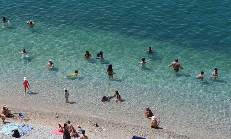 TUI: Ισχυρή ζήτηση για διακοπές
