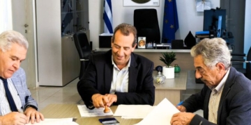Μνημόνιο συνεργασίας Δήμου Χερσονήσου και Επιμελητηρίου Ηρακλείου για την ανάπτυξη του Καταδυτικού Πάρκου