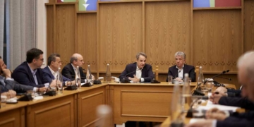 Σύσκεψη στην Περιφέρεια για την αντιμετώπιση της λειψυδρίας
