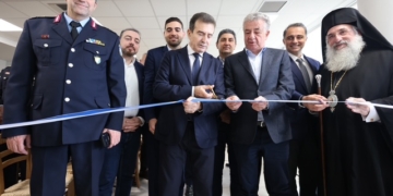 Εγκαίνια της νέας Λέσχης Σίτισης στο Αστυνομικό Μέγαρο Ηρακλείου παρουσία Μιχάλη Χρυσοχοΐδη και Σταύρου Αρναουτάκη