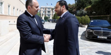 Γ. Πλακιωτάκης: «Η Ελλάδα αλληλέγγυα στα κράτη του Κόλπου»