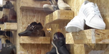 Δεν είναι ικανοποιημένα από την κίνηση τα καταστήματα της Σητείας