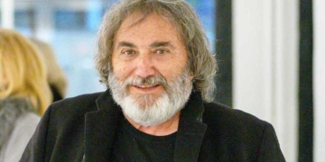 «Η γιορτή του πένθους, το τραγούδι της απώλειας» – ο Λουδοβίκος των Ανωγείων μιλάει στην ΑΝΑΤΟΛΗ