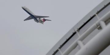 Baby on Board: Γυναίκα έφερε στον κόσμο την κόρη της εν μέσω πτήσης στις ΗΠΑ