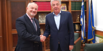 Αποχαιρετιστήρια επίσκεψη του Βρετανού Πρέσβη στον Περιφερειάρχη Κρήτης