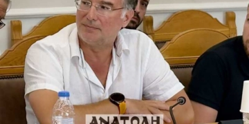 Πώς θα γίνει η μοιρασιά  του νερού από το φράγμα Αποσελέμη