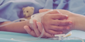 Ξεκινά η διαδικασία αφύπνισης για την 3χρονη που κακοποιήθηκε