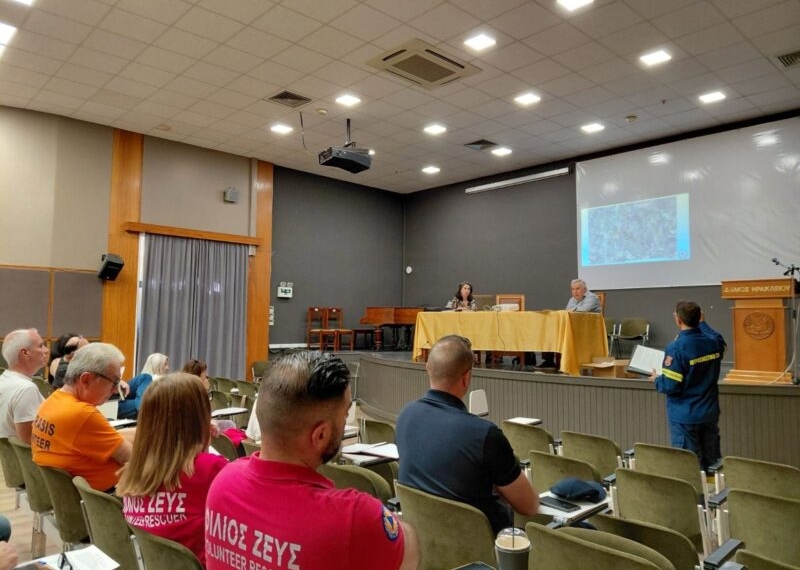 Άσκηση για την αντιμετώπιση κινδύνων από δασικές πυρκαγιές από το Δήμο Ηρακλείου
