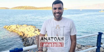 Συνάντηση με το δεξιοτέχνη  του μπουζουκιού Γιάννη Σταματογιάννη