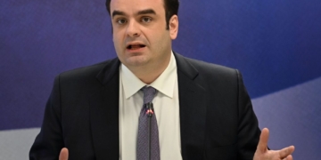 Πιερρακάκης: «Η ρύθμιση για τα δάνεια του ν. Κατσέλη αφορά πάνω από 100.000 οφειλέτες» – Κατατίθεται σήμερα στη Βουλή