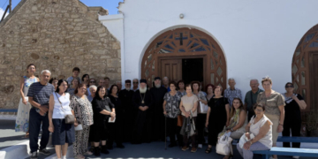 Ο Σεβ. Μητροπολίτης Ιεραπύτνης και Σητείας κ. Κύριλλος υποδέχθηκε και συνόδευσε τον Θεοφιλ. Επίσκοπο Νεαπόλεως κ. Πορφύριο και προσκυνητές από την Κύπρο