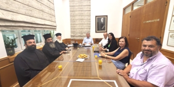 Συνάντηση Περιφερειάρχη με τον Μητροπολίτη Ιεραπύτνης και Σητείας, τον Δήμαρχο Ιεράπετρας και τοπικούς φορείς για αναπτυξιακά θέματα