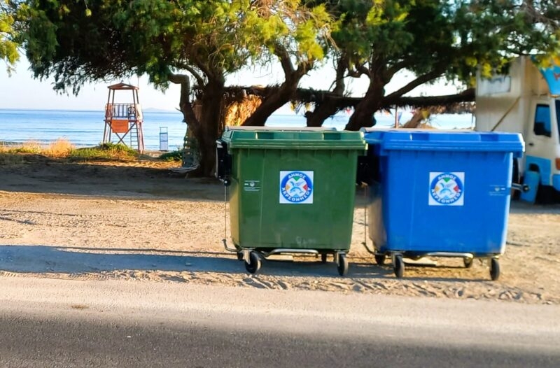 Δήμος Χερσονήσου: Τοποθετήθηκαν 18 νέοι κάδοι με σύστημα ανέπαφου ανοίγματος