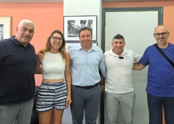 Συνάντηση του Δημάρχου Αγίου Νικολάου Μανώλη Μενεγάκη με τη διοίκηση του Α.Ο. Κόρφου Ελούντας
