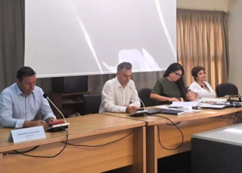 Το νέο προεδρείο του Δημοτικού Συμβουλίου Αγίου Νικολάου και τα μέλη της Δημοτικής Επιτροπής