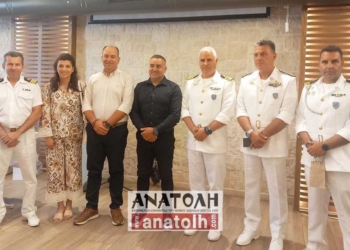 Έπειτα από εννέα χρόνια ο Γιάννης Ψαράκης αποχαιρέτησε το Λιμεναρχείο Σητείας