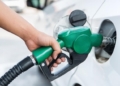 Μείωση 10 λεπτών στη βενζίνη και 5 λεπτών στο diesel έως τέλος Αυγούστου