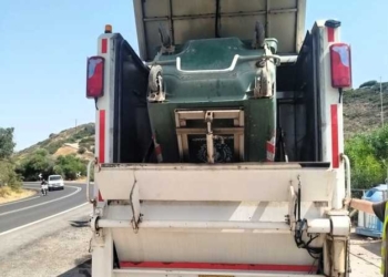 Συνεχίζεται το πρόγραμμα πλυσίματος και απολύμανσης των κάδων απορριμμάτων στον Δήμο Αγίου Νικολάου