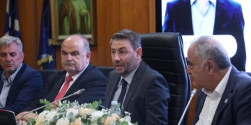 Ανδρουλάκης: «7 παρεμβάσεις για την αναγέννηση της μικρομεσαίας επιχείρησης» – Σφοδρή κριτική στην πολιτική της κυβέρνησης για τον κλάδο