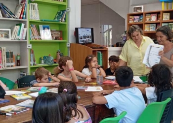 «Βιβλία με Ποιήματα και Συναισθήματα»