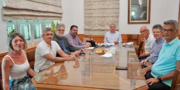 Σύμπραξη της Περιφέρειας Κρήτης  με τα ερευνητικά ιδρύματα του νησιού  για την προστασία της ελιάς