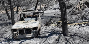 Οκτώ συλλήψεις για τις φωτιές σε όλη την Ελλάδα – Ανάμεσά τους ο δήμαρχος κι ο αντιδήμαρχος Πάρου