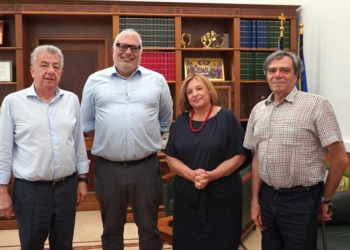 Συνάντηση Περιφερειάρχη  με τον νέο Πρύτανη του Πολυτεχνείου Κρήτης  και τον απερχόμενο Πρύτανη