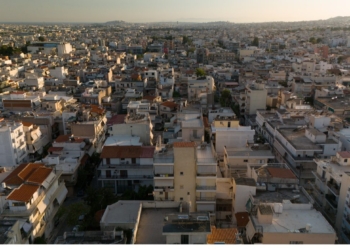 ΕΕΚΕ: Έληξε η μίσθωση, αλλά ο ενοικιαστής δεν φεύγει – Τι μπορεί να κάνει ο ιδιοκτήτης