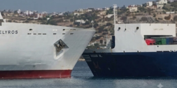 Σύγκρουση του επιβατηγού/οχηματαγωγού πλοίου ΕΛΥΡΟΣ με φορτηγό πλοίο στο λιμάνι της Σούδας