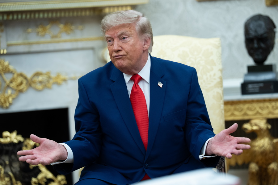epa13125116 US President Donald J Trump speaks during his meeting with Lebanese President Joseph Aoun in the Oval Office of the White House in Washington, DC, USA, 21 July 2026. EPA/AARON SCHWARTZ / POOL