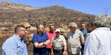 Γ. Πλακιωτάκης: Αυτοψία στις πληγείσες από την πυρκαγιά περιοχές του Αθερινόλακκου
