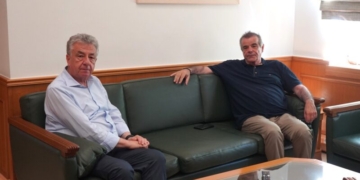 Στο επίκεντρο οι συνέπειες της πυρκαγιάς: Συνάντηση Περιφερειάρχη και Δημάρχου Αγίου Βασιλείου