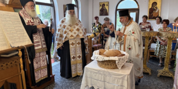 Ο Μέγας Παρακλητικός Κανόνας προς την Υπεραγία Θεοτόκο στην Παναγία Παπλινού Ιεράπετρας