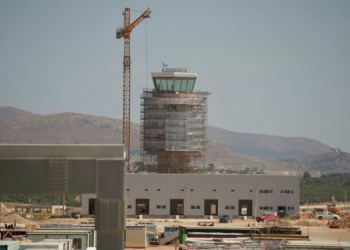 Υπεγράφη η σύμβαση για τα Συστήματα Αεροναυτιλίας του νέου Διεθνούς Αερολιμένα Ηρακλείου στο Καστέλλι
