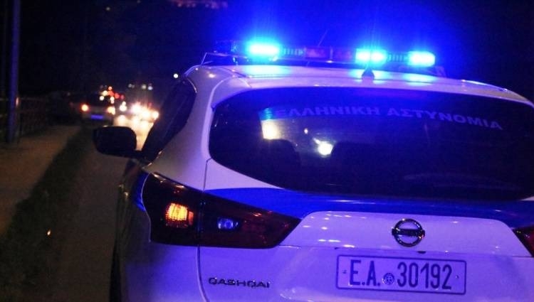 Τρόμος για ιδιόκτητη καντίνας στα Χανιά – Τον λήστεψαν και το άφησαν δεμένο σε καρέκλα