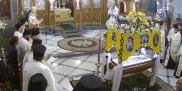 Πλήθος κόσμου στη Νεάπολη για τη Μεγάλη Παναγία