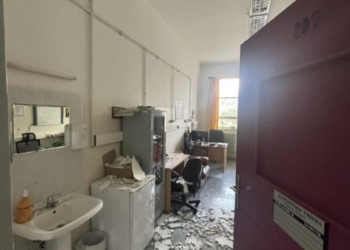 Βενιζέλειο: Έπεσε τμήμα της οροφής σε γραφείο επιμελητών ιατρών της Χειρουργικής Κλινική